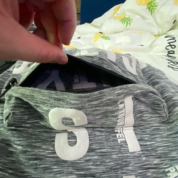 Robin Ruth Paris Backpack - Picture 3 of 12